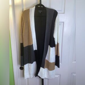 Stylish Colorblock Cardigan Sweater, size Large NWOT